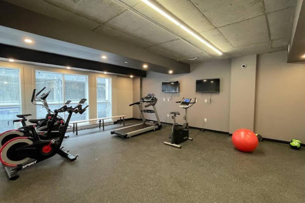 Condo Moderne, Centre-Ville Piscine, Terrasse, Gym Québec Buitenkant foto