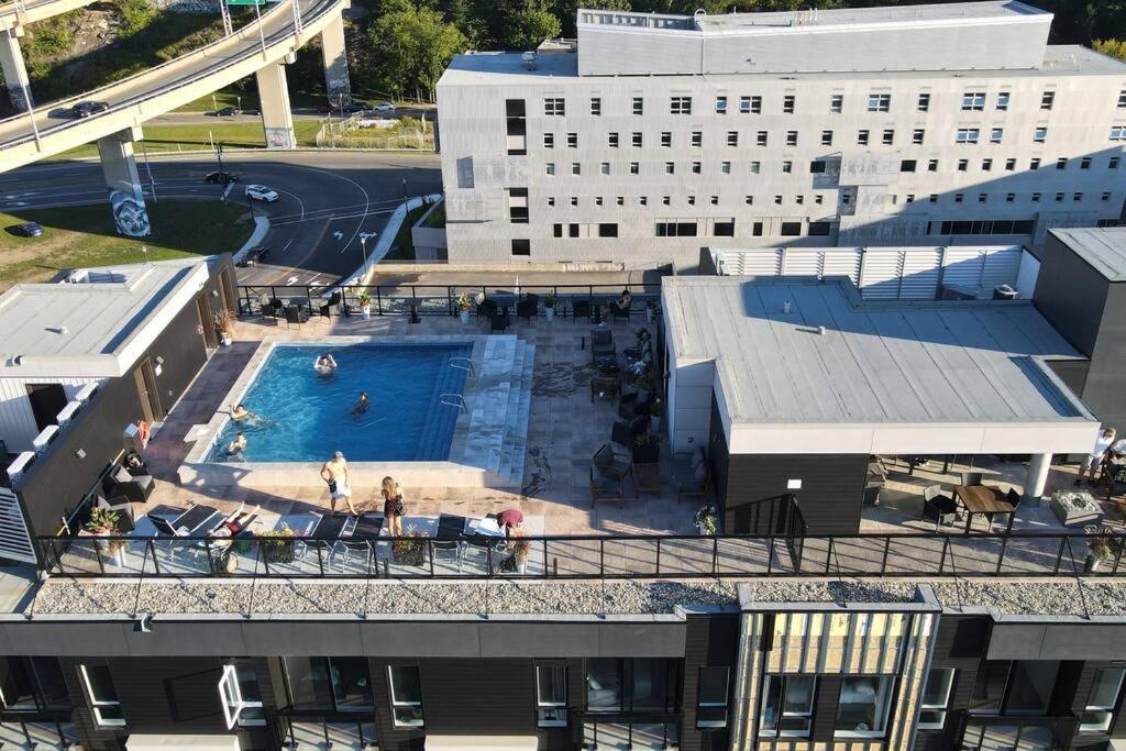 Condo Moderne, Centre-Ville Piscine, Terrasse, Gym Québec Buitenkant foto